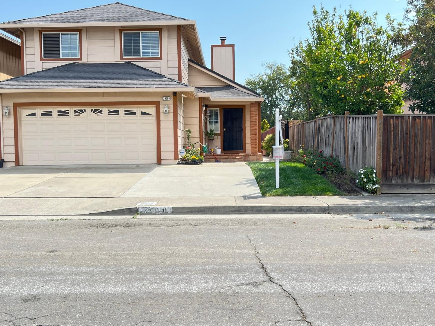 Detail Gallery Image 1 of 1 For 29090 Colony Ct, Hayward,  CA 94544 - 4 Beds | 3/1 Baths