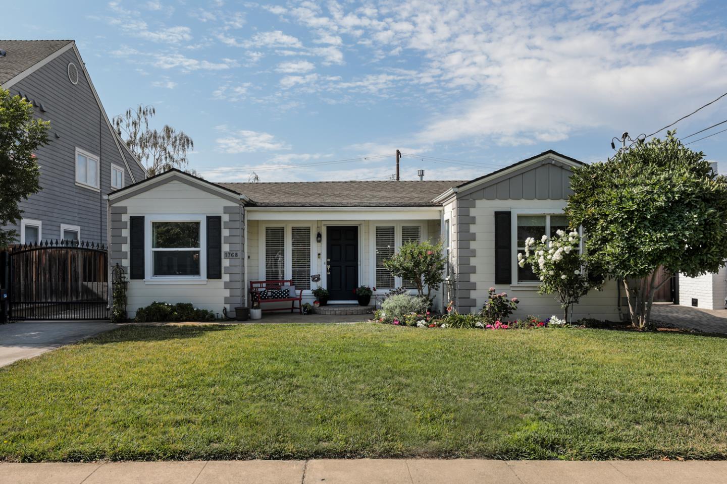 Detail Gallery Image 1 of 1 For 1768 Willowhurst Ave, San Jose,  CA 95125 - 2 Beds | 2 Baths