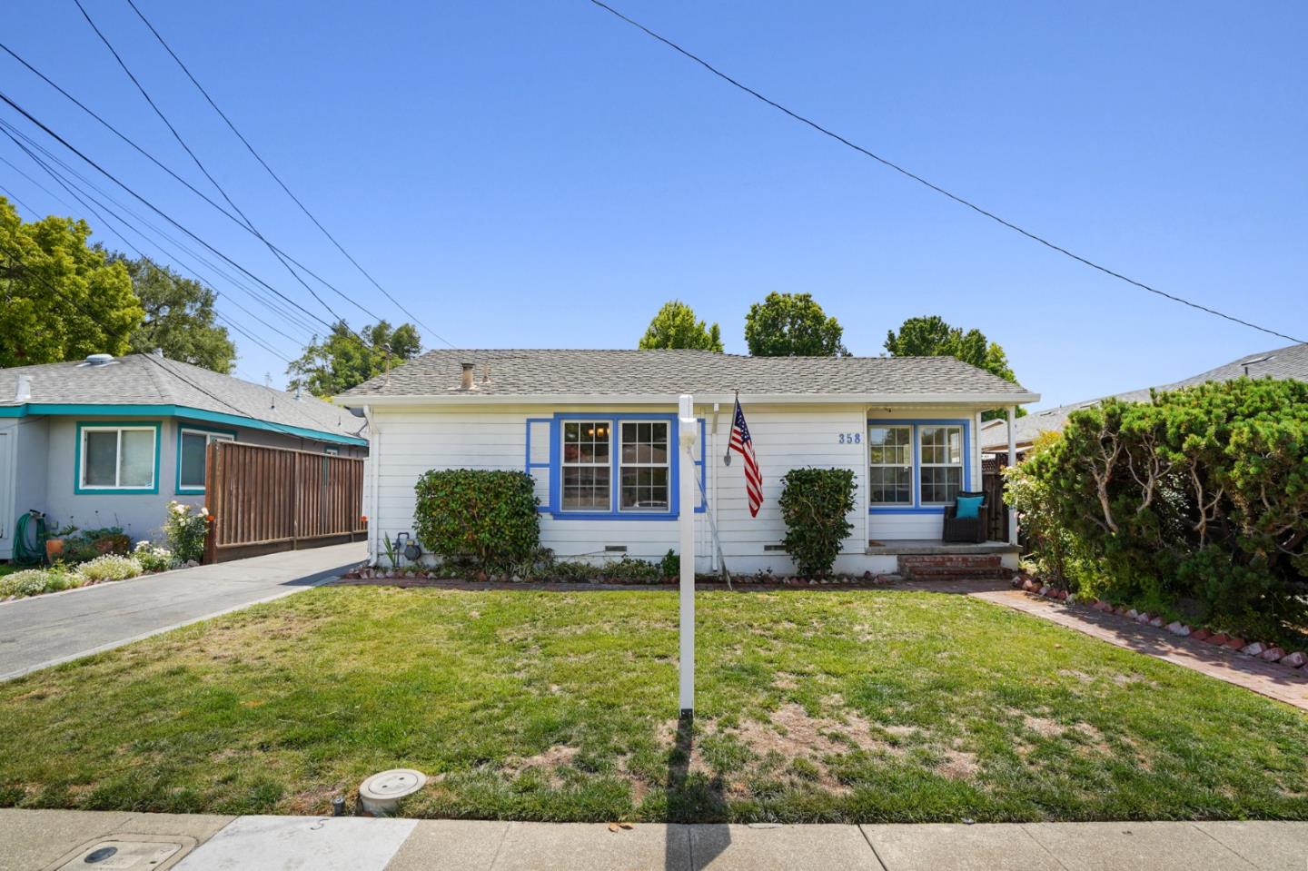 Detail Gallery Image 1 of 1 For 358 Orchard Ave, Redwood City,  CA 94061 - 3 Beds | 1 Baths