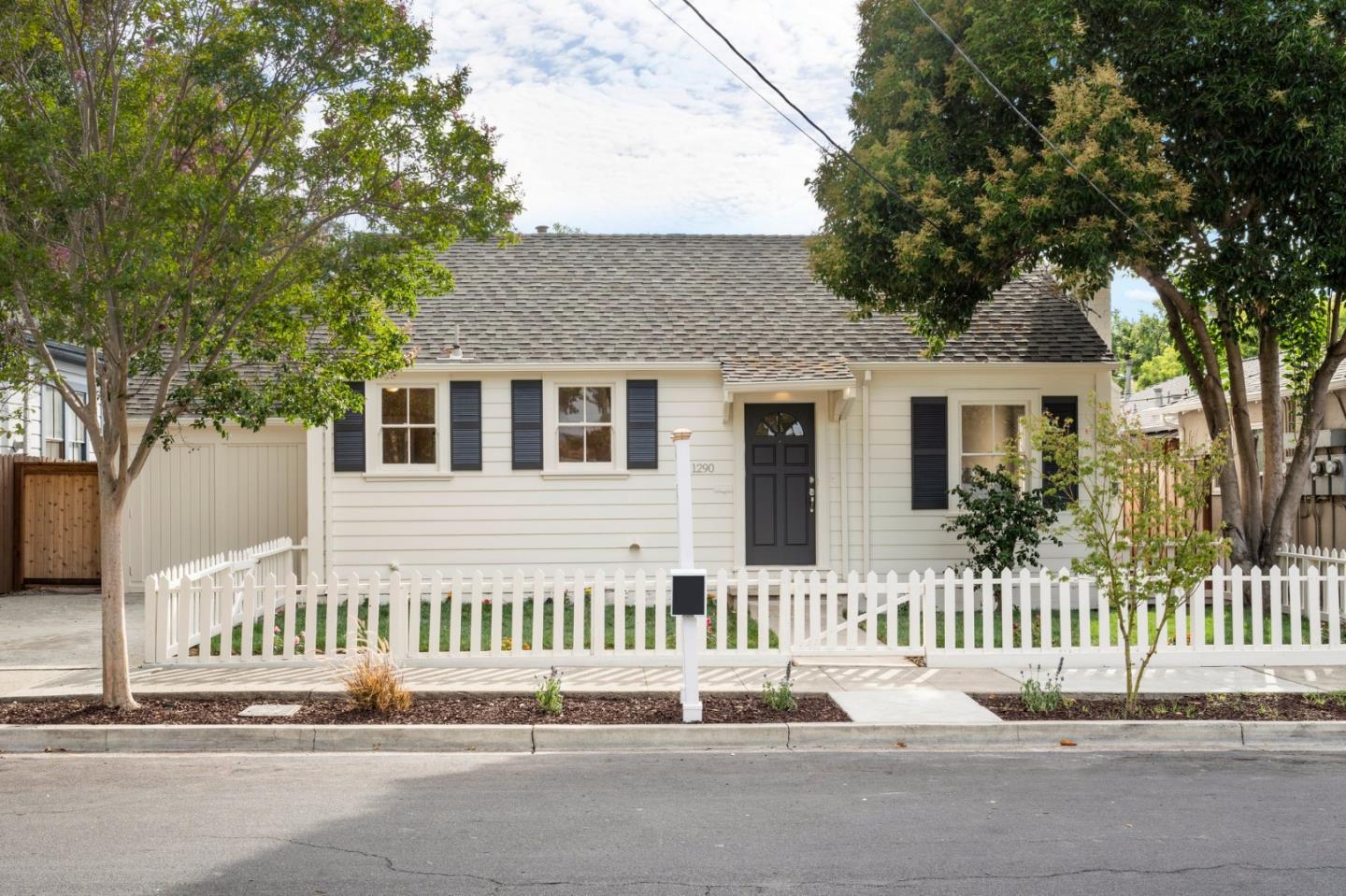 Detail Gallery Image 1 of 1 For 1290 Jefferson St, Santa Clara,  CA 95050 - 3 Beds | 2 Baths