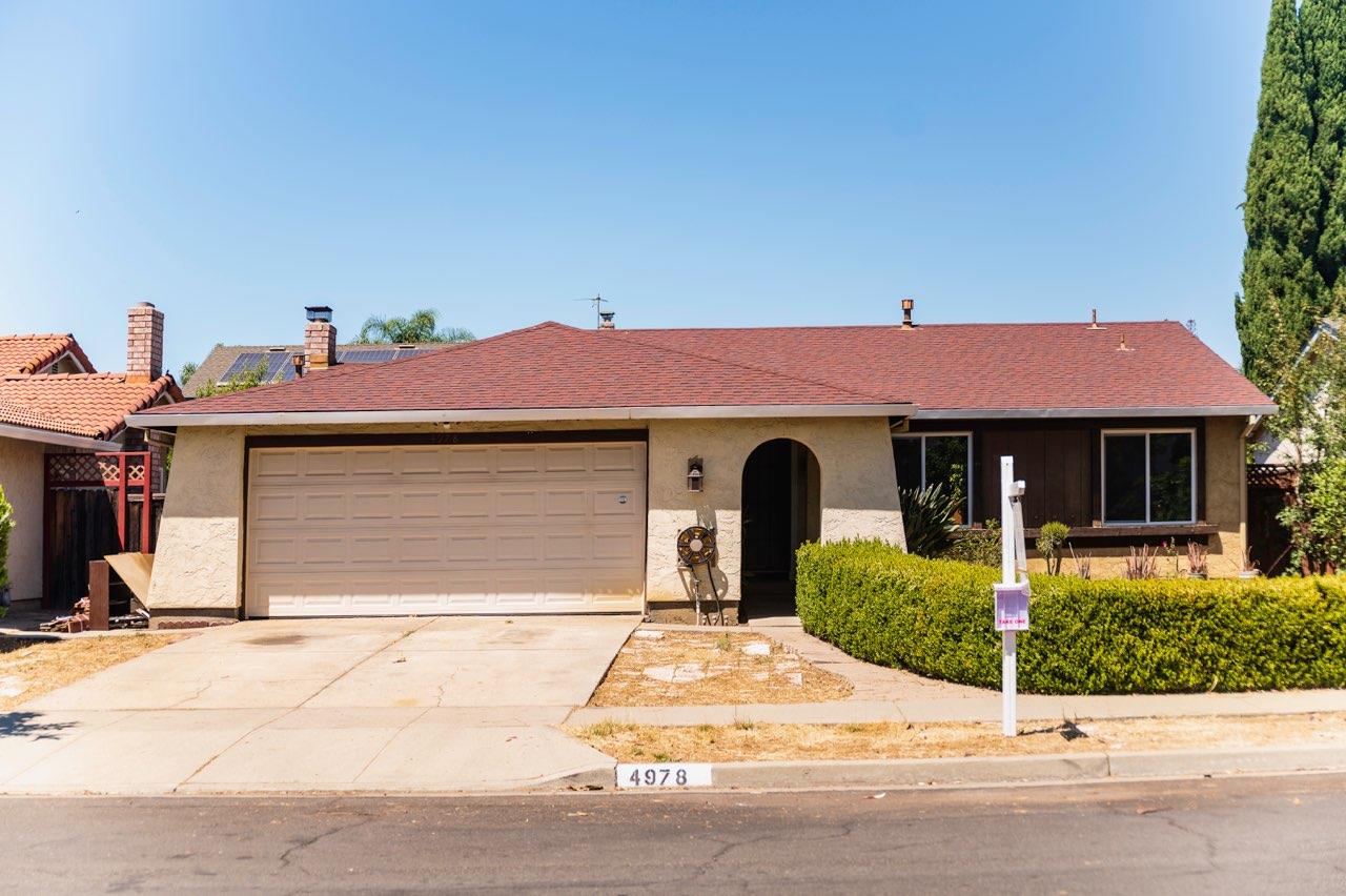 Detail Gallery Image 1 of 1 For 4978 Gazania Dr, San Jose,  CA 95111 - 3 Beds | 2 Baths