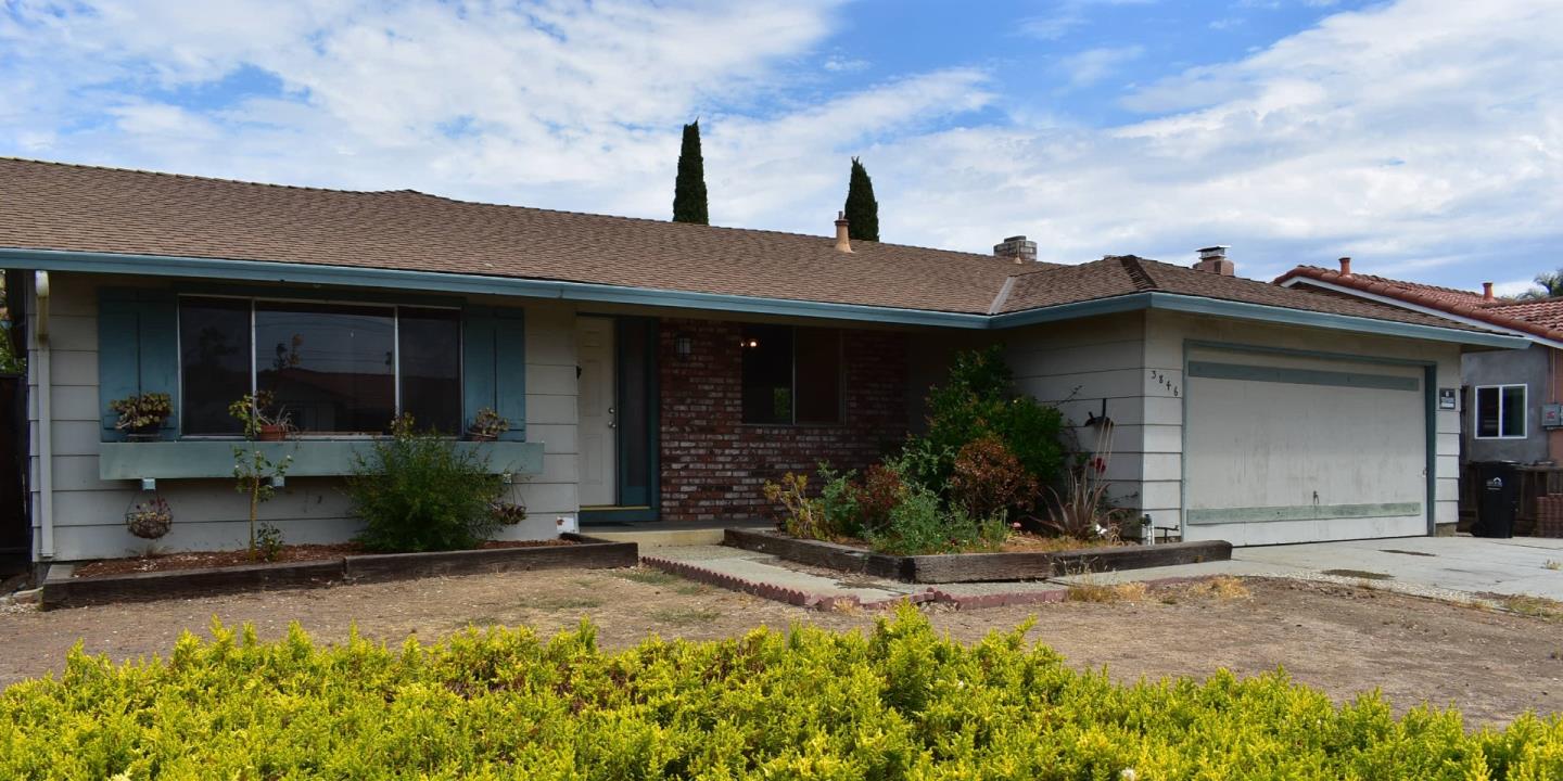 Detail Gallery Image 1 of 1 For 3846 Ashridge Lane, San Jose,  CA 95121 - 3 Beds | 2 Baths