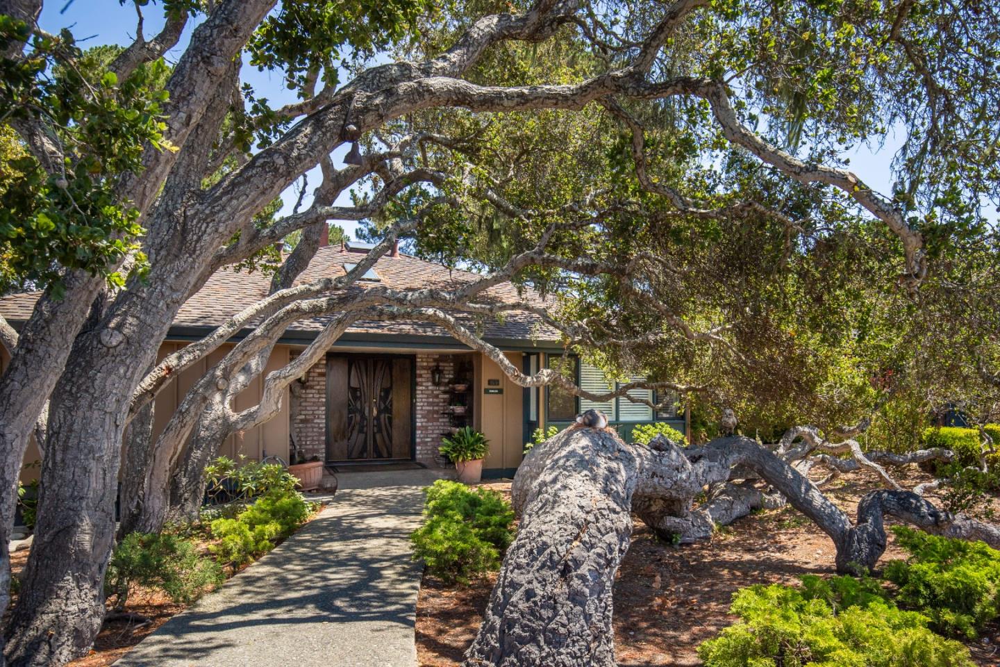 Detail Gallery Image 1 of 1 For 199 Del Mesa Carmel, Carmel,  CA 93923 - 2 Beds | 2 Baths