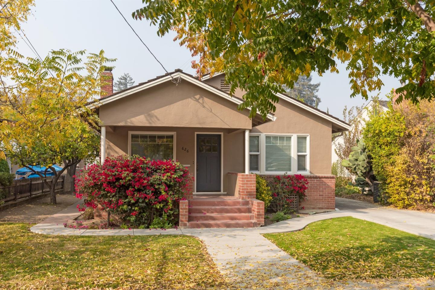 Detail Gallery Image 1 of 1 For 626 Pettis Ave, Mountain View,  CA 94041 - 3 Beds | 2 Baths