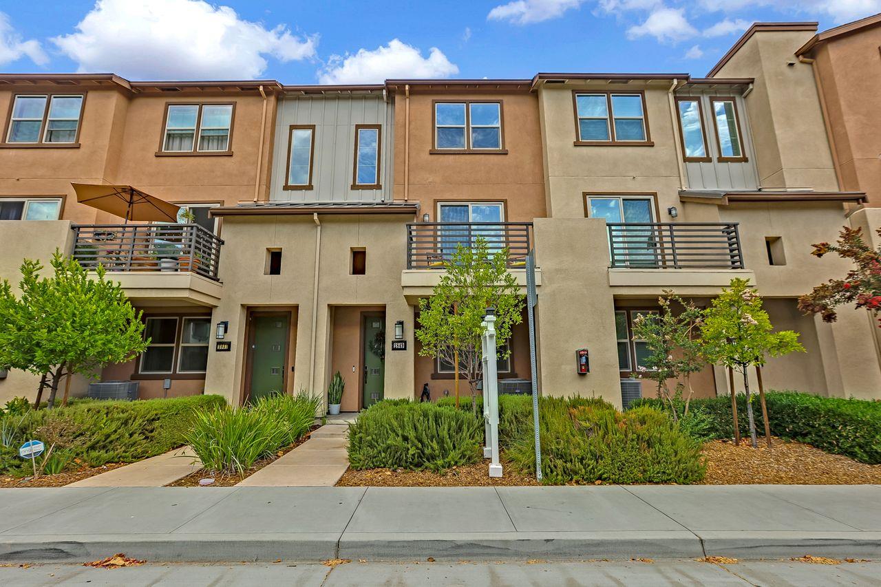 Detail Gallery Image 1 of 1 For 2849 Kaiser Dr, Santa Clara,  CA 95051 - 3 Beds | 3/1 Baths