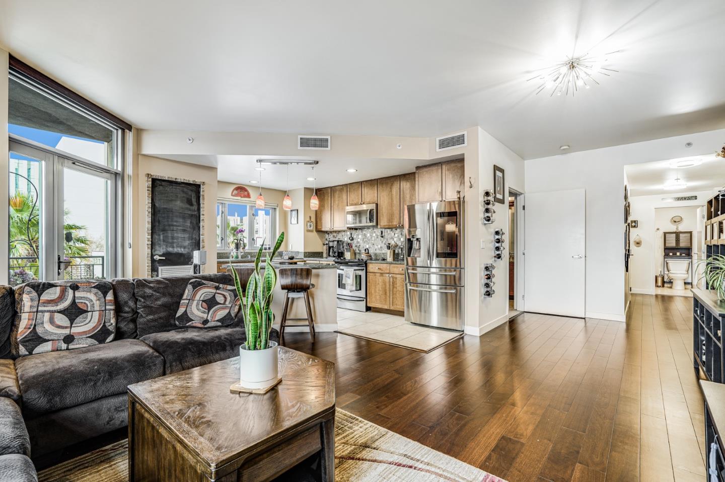 Detail Gallery Image 1 of 1 For 175 W Saint James St #408,  San Jose,  CA 95110 - 2 Beds | 2 Baths