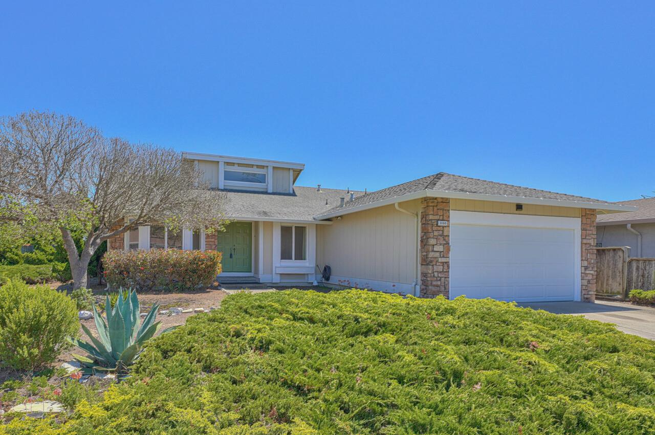 Detail Gallery Image 1 of 1 For 3160 Mimi Ct, Marina,  CA 93933 - 3 Beds | 2 Baths