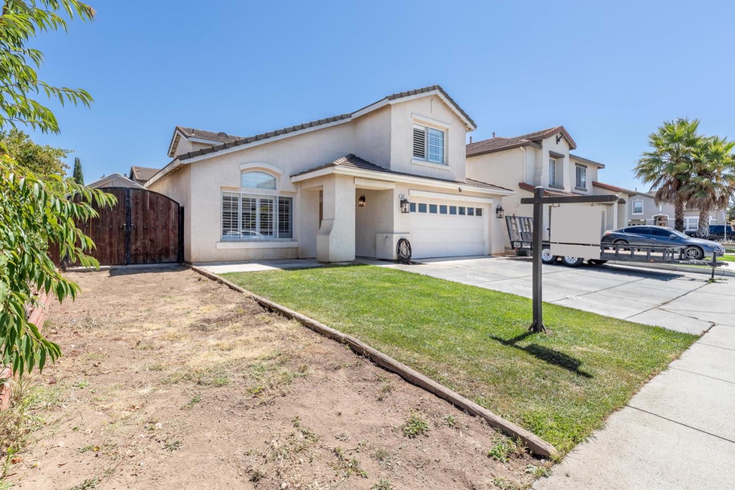 Detail Gallery Image 1 of 1 For 861 Tumbleweed Dr, Salinas,  CA 93905 - 4 Beds | 3/1 Baths