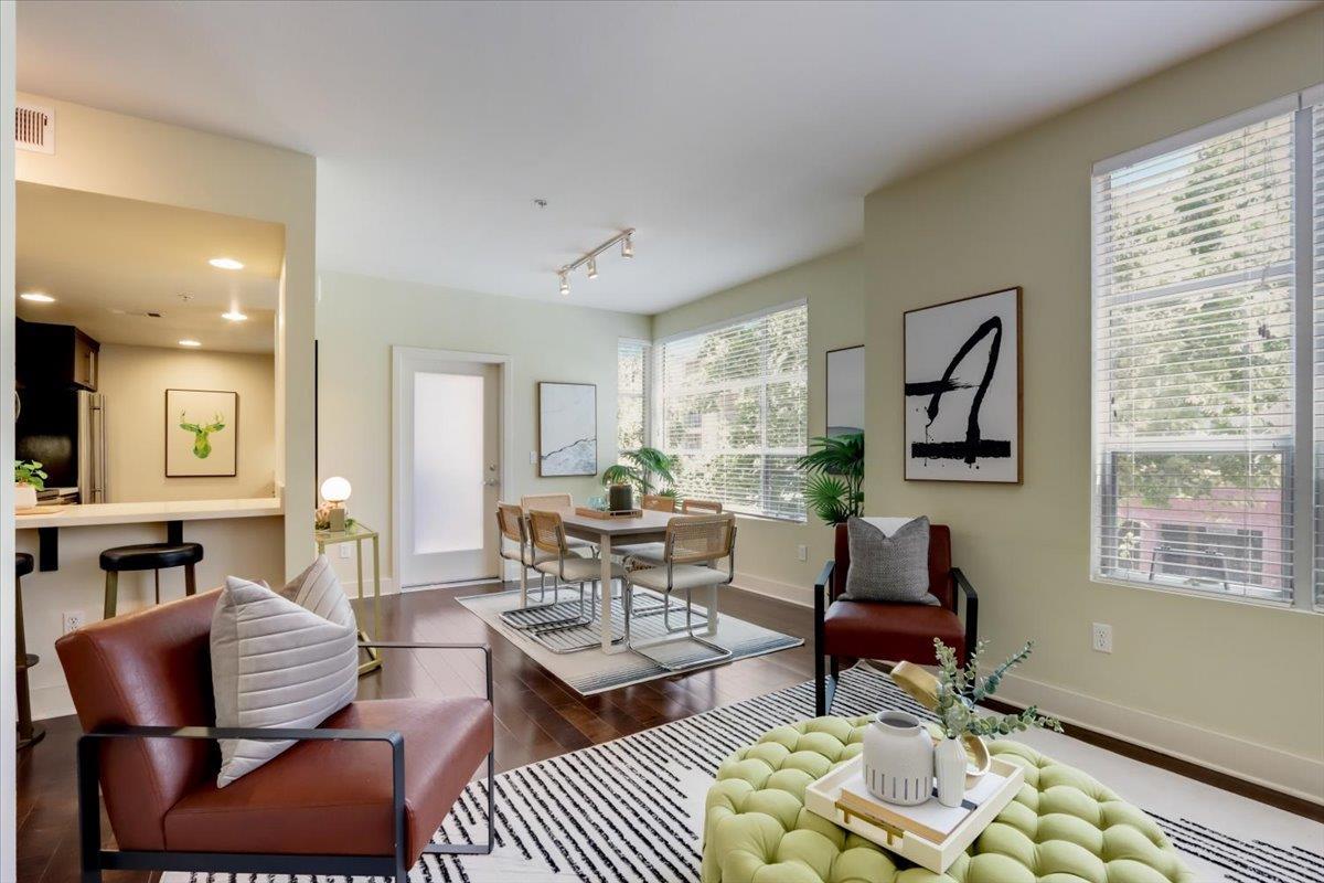 Detail Gallery Image 1 of 1 For 1 E Julian St #202,  San Jose,  CA 95112 - 2 Beds | 2/1 Baths