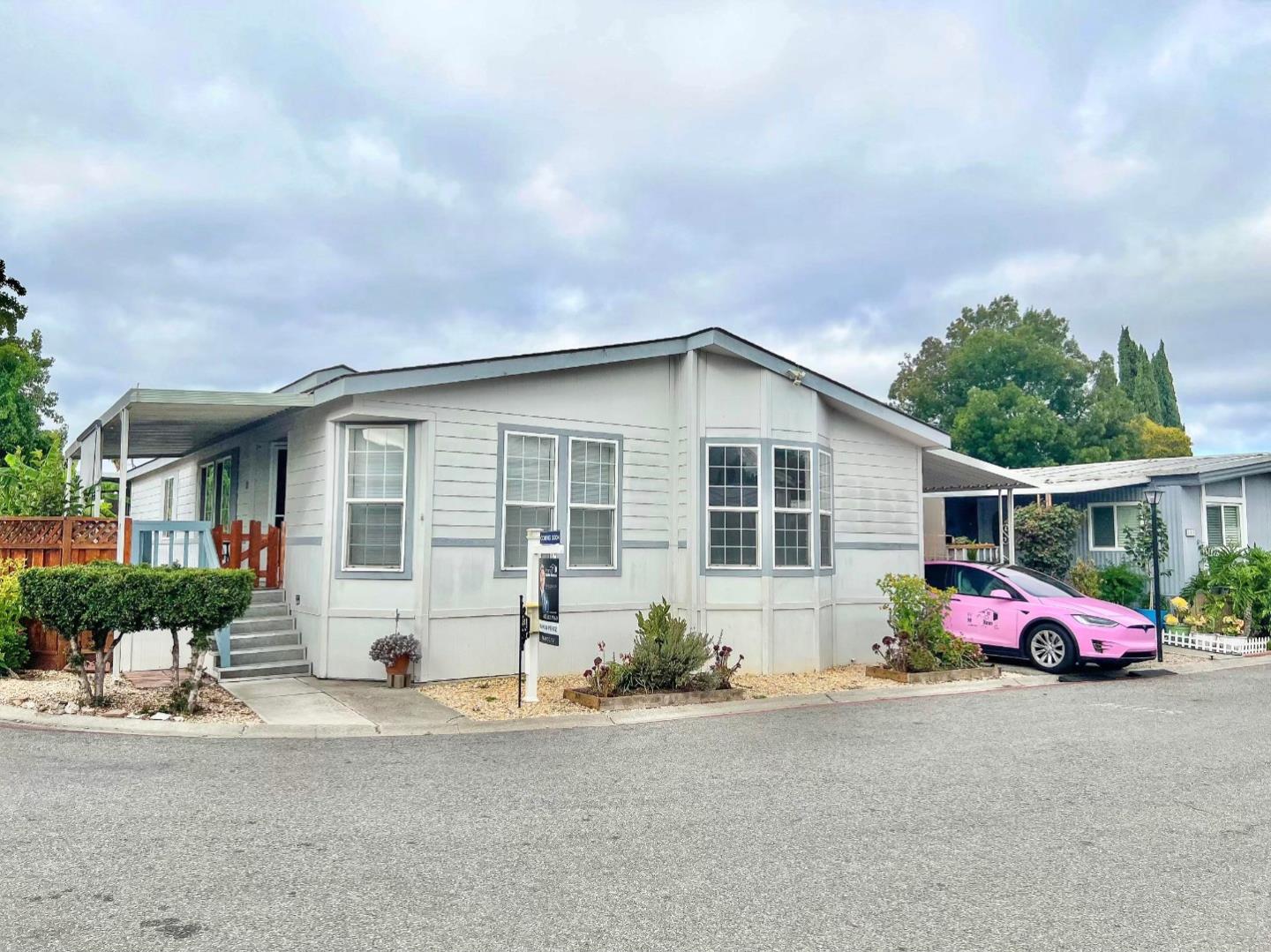 Detail Gallery Image 1 of 1 For 201 El Bosque Dr #201,  San Jose,  CA 95134 - 3 Beds | 2 Baths