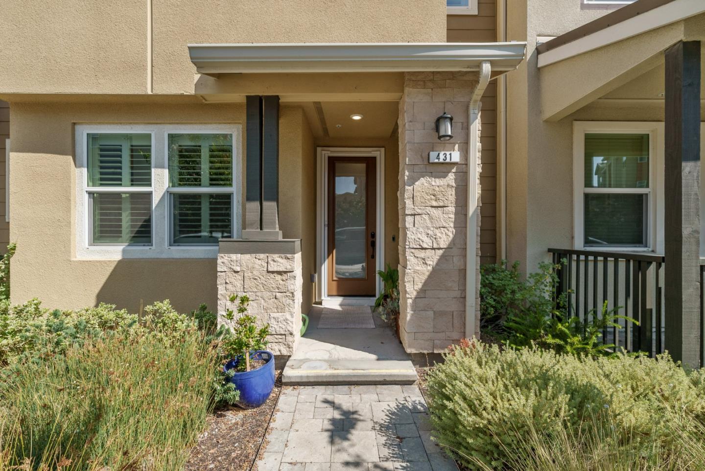 Detail Gallery Image 1 of 1 For 431 Desert Holly St, Milpitas,  CA 95035 - 3 Beds | 3/1 Baths