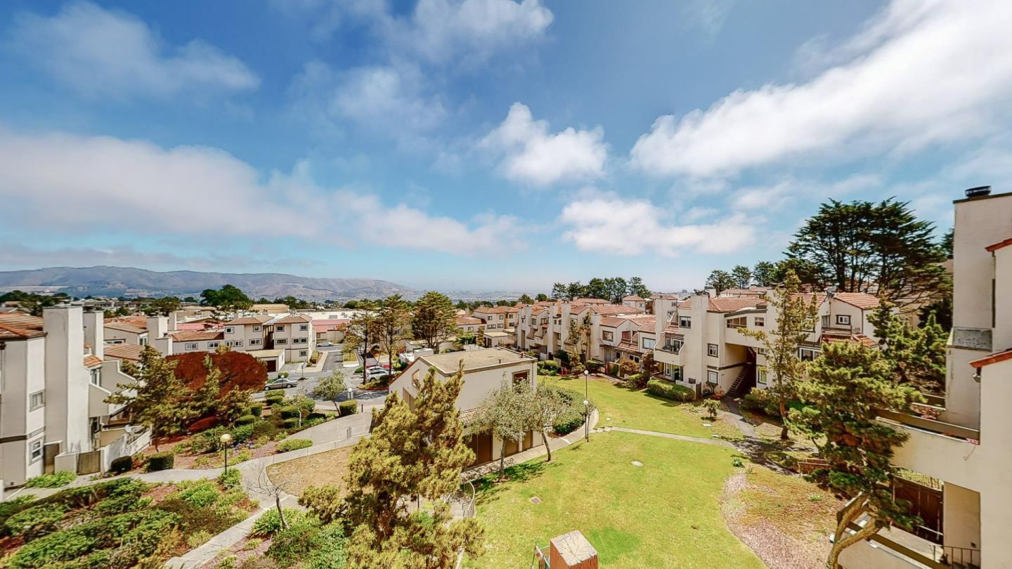 Detail Gallery Image 1 of 1 For 3550 Carter Dr #2,  South San Francisco,  CA 94080 - 3 Beds | 2/1 Baths