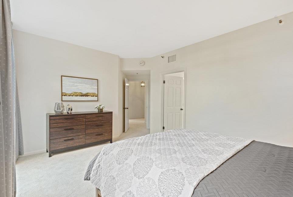 Detail Gallery Image 10 of 13 For 1 Baldwin Ave #203,  San Mateo,  CA 94401 - 2 Beds | 2 Baths