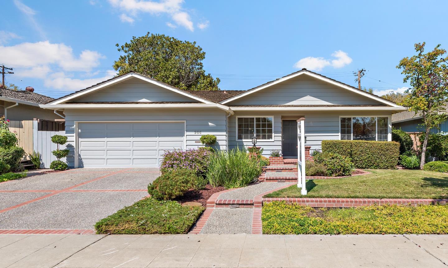 Detail Gallery Image 1 of 1 For 986 Capitola Way, Santa Clara,  CA 95051 - 4 Beds | 2 Baths