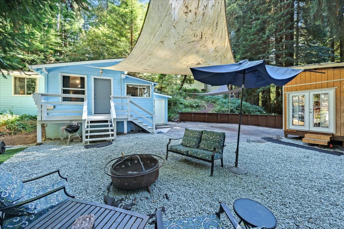 Detail Gallery Image 1 of 1 For 745 Willow Way, Felton,  CA 95018 - 2 Beds | 1 Baths