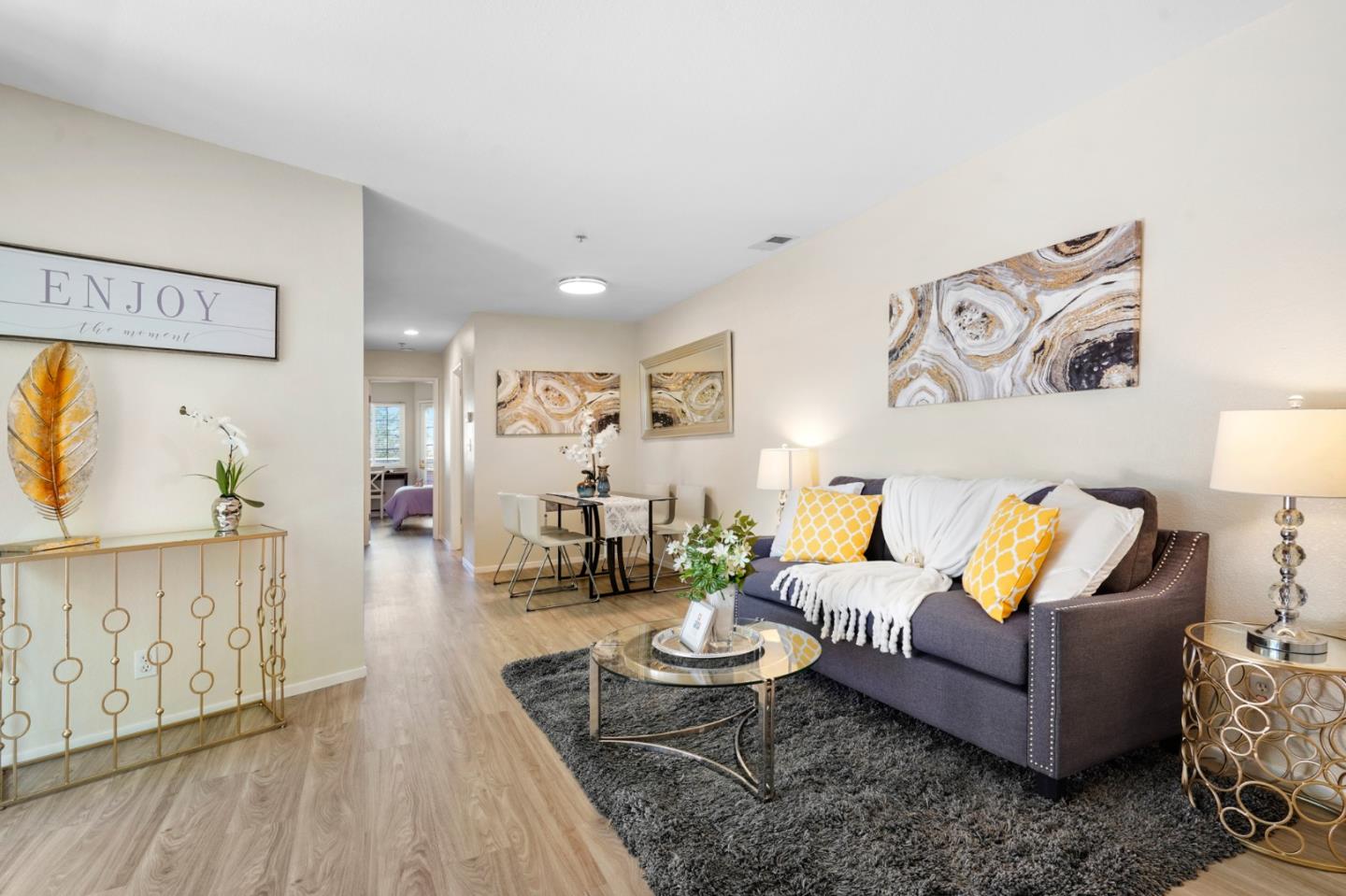 Detail Gallery Image 1 of 1 For 1721 California St #8,  Mountain View,  CA 94041 - 2 Beds | 1/1 Baths