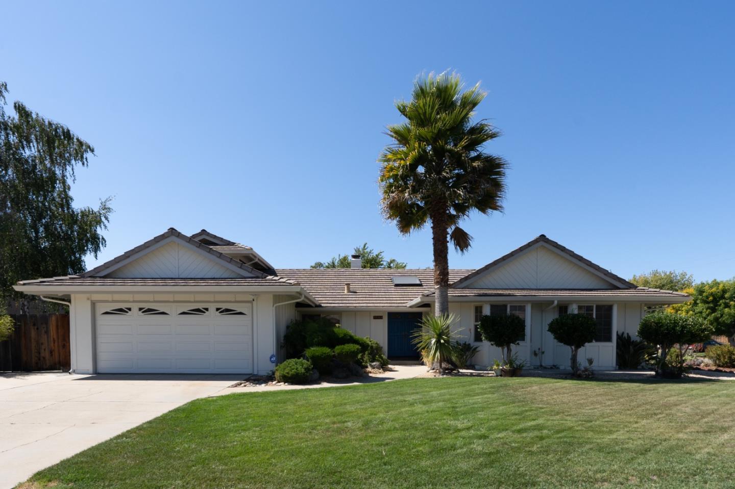 Detail Gallery Image 1 of 1 For 22311 Montera Dr, Salinas,  CA 93908 - 3 Beds | 2 Baths