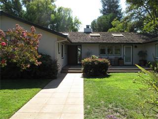 Detail Gallery Image 1 of 1 For 15 Cerros Mnr, Menlo Park,  CA 94025 - 4 Beds | 3 Baths