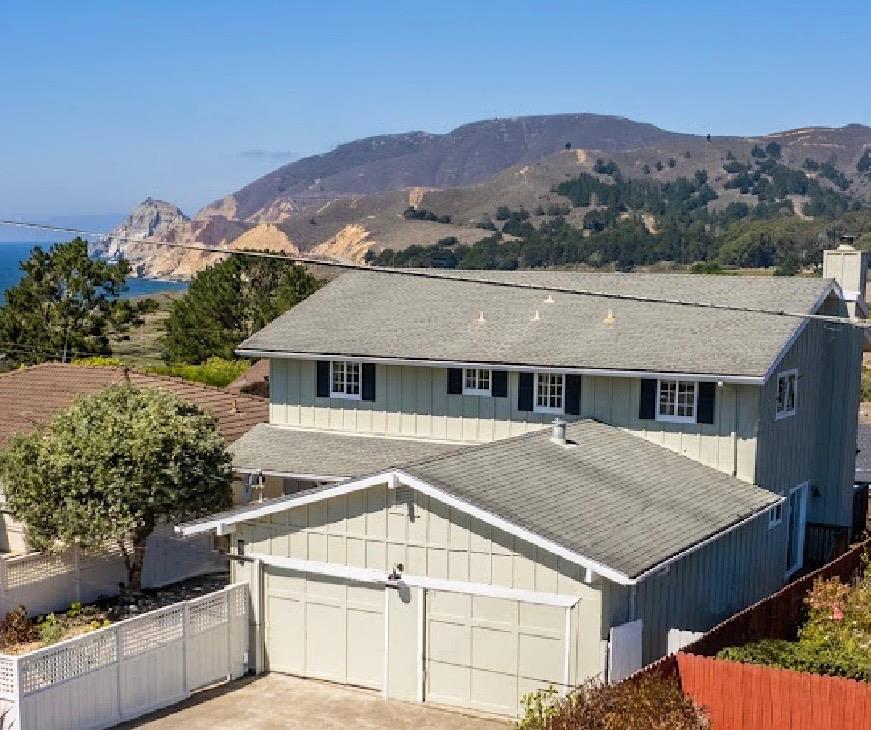 Detail Gallery Image 1 of 1 For 335 4th St, Montara,  CA 94037 - 4 Beds | 2/1 Baths