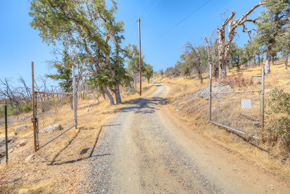 Detail Gallery Image 1 of 1 For 94 Stoney Oaks Loop, Oroville,  CA 95966 - – Beds | – Baths