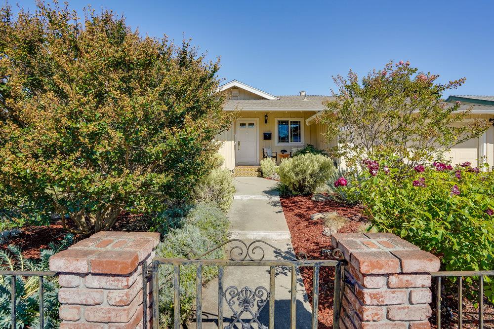 Detail Gallery Image 1 of 1 For 3141 Mark Ave, Santa Clara,  CA 95051 - 3 Beds | 2 Baths