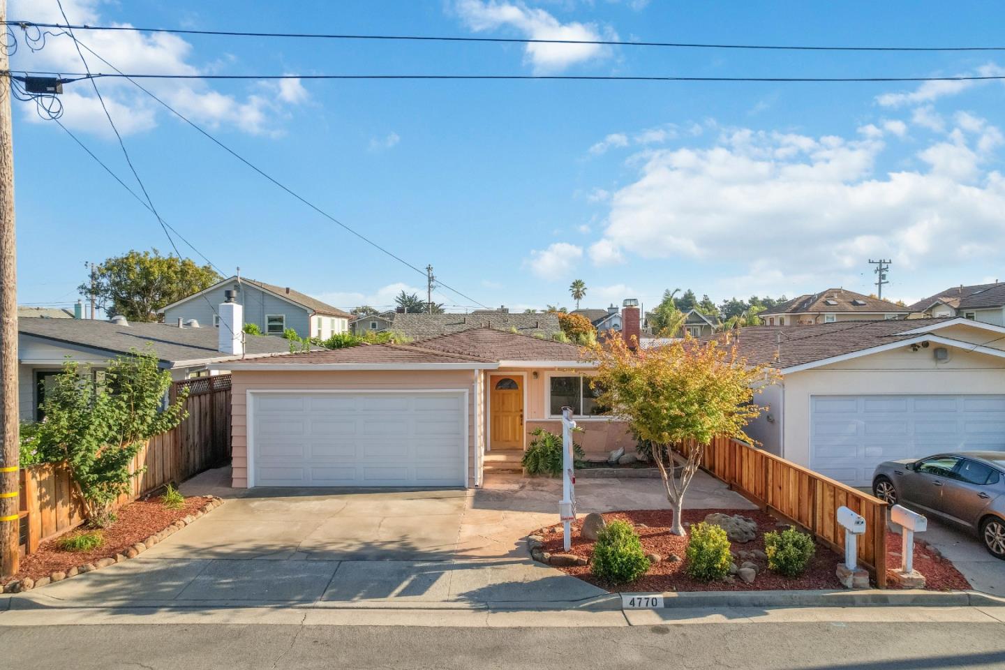 Detail Gallery Image 1 of 1 For 4770 Opal St, Capitola,  CA 95010 - 2 Beds | 1 Baths