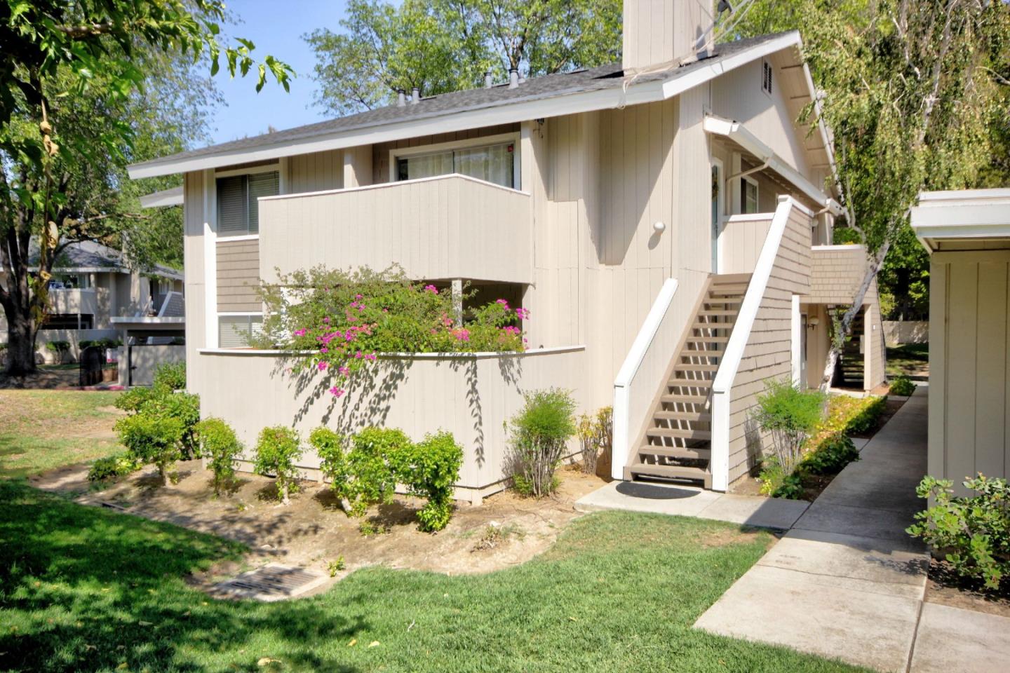 Detail Gallery Image 1 of 1 For 5481 Sean Cir #40,  San Jose,  CA 95123 - 2 Beds | 1 Baths