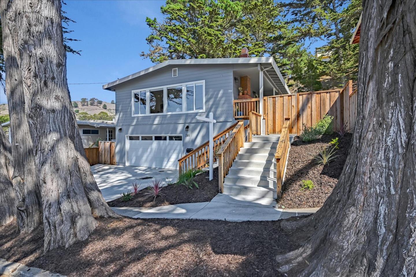 Detail Gallery Image 1 of 1 For 241 Reichling Ave, Pacifica,  CA 94044 - 3 Beds | 2 Baths
