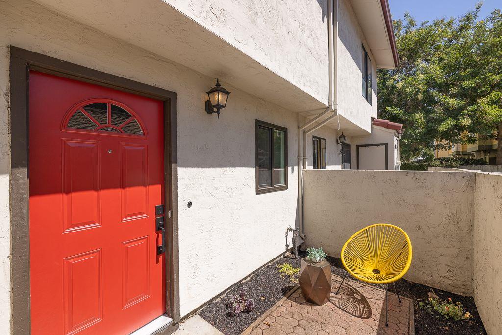 Detail Gallery Image 1 of 1 For 36373 Fremont Blvd, Fremont,  CA 94536 - 2 Beds | 1/1 Baths