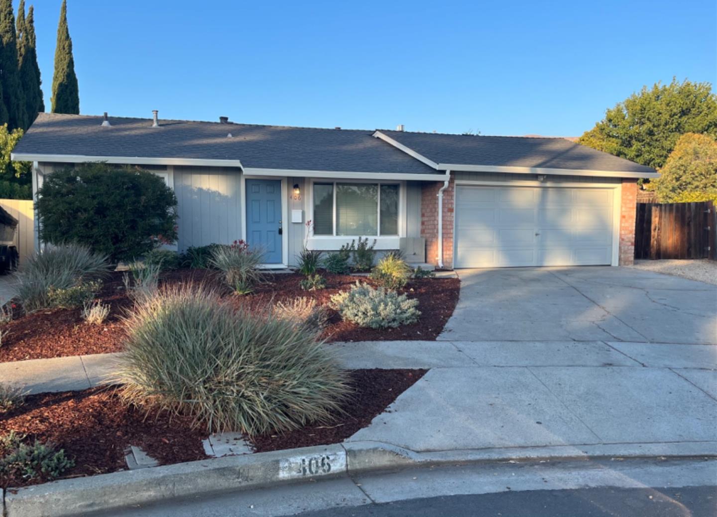 Detail Gallery Image 1 of 1 For 406 La Pala Pl, San Jose,  CA 95127 - 2 Beds | 1 Baths