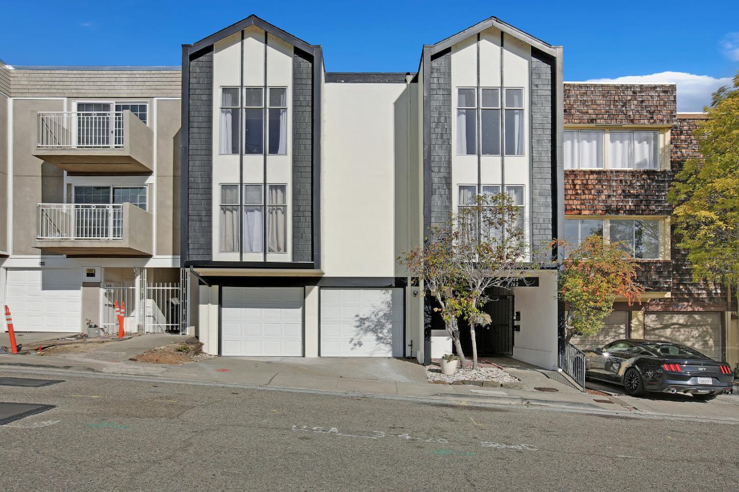 Detail Gallery Image 1 of 1 For 162-164 Oxford Ln, San Bruno,  CA 94066 - – Beds | – Baths