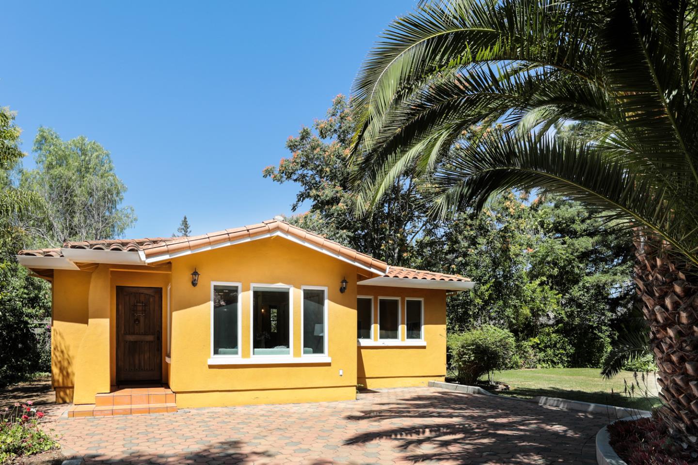 Detail Gallery Image 1 of 1 For 716 N San Antonio Rd, Los Altos,  CA 94022 - 1 Beds | 1 Baths