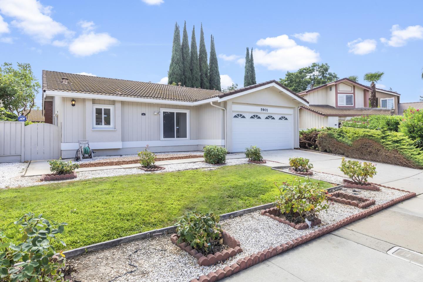 Detail Gallery Image 1 of 1 For 5901 Marshwell Way, San Jose,  CA 95138 - 3 Beds | 2 Baths