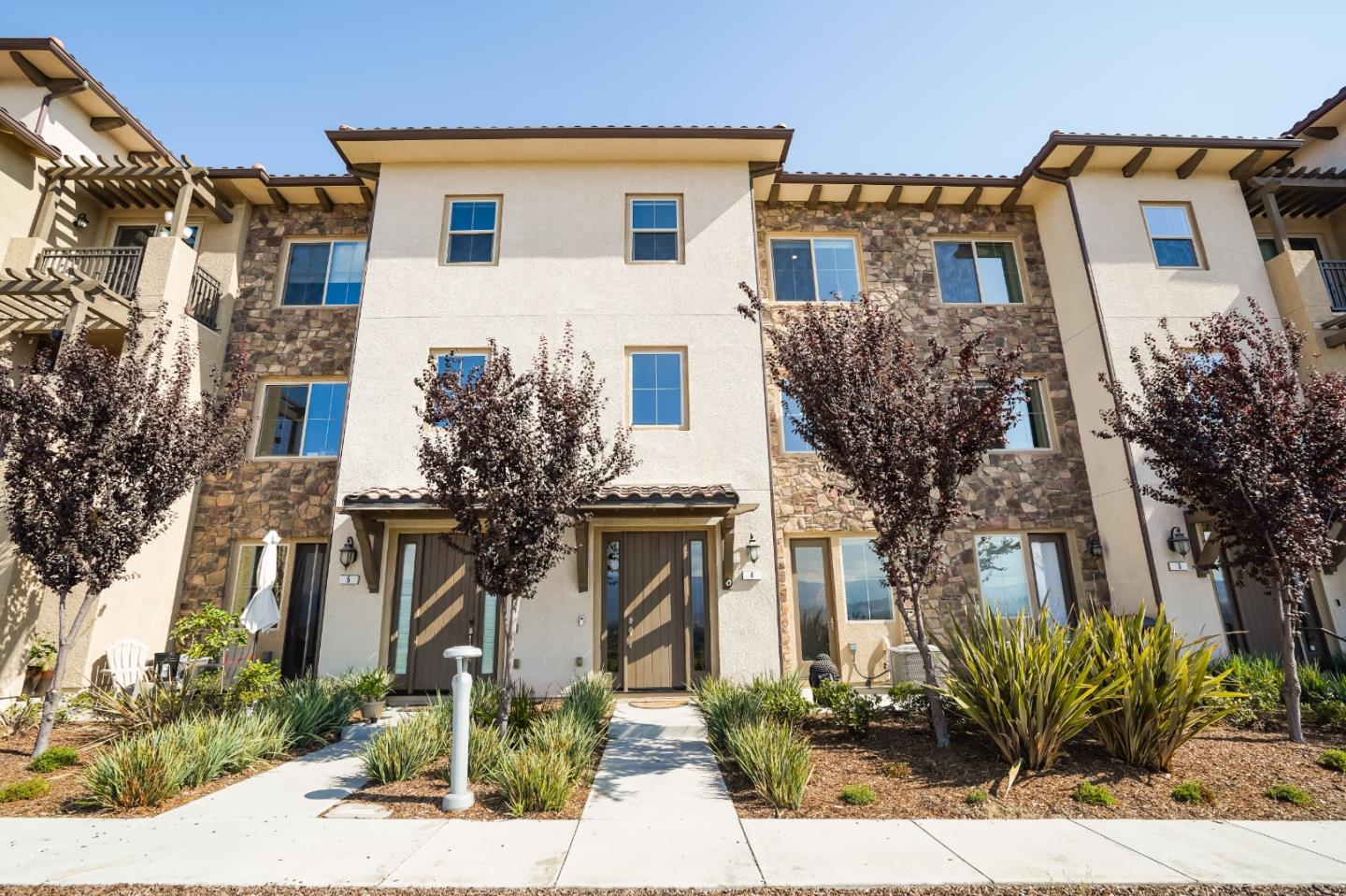 Detail Gallery Image 1 of 1 For 3052 San Jose Vineyard Ct #4,  San Jose,  CA 95136 - 4 Beds | 3/1 Baths
