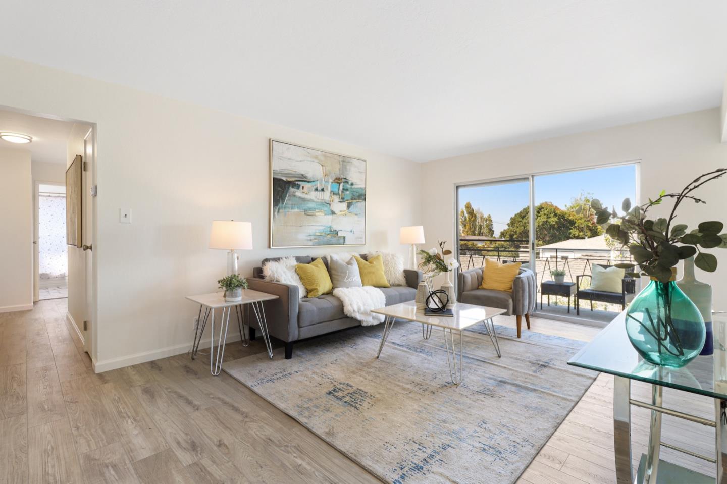 Detail Gallery Image 1 of 1 For 1721 Berkeley Way #9,  Berkeley,  CA 94703 - 2 Beds | 1 Baths