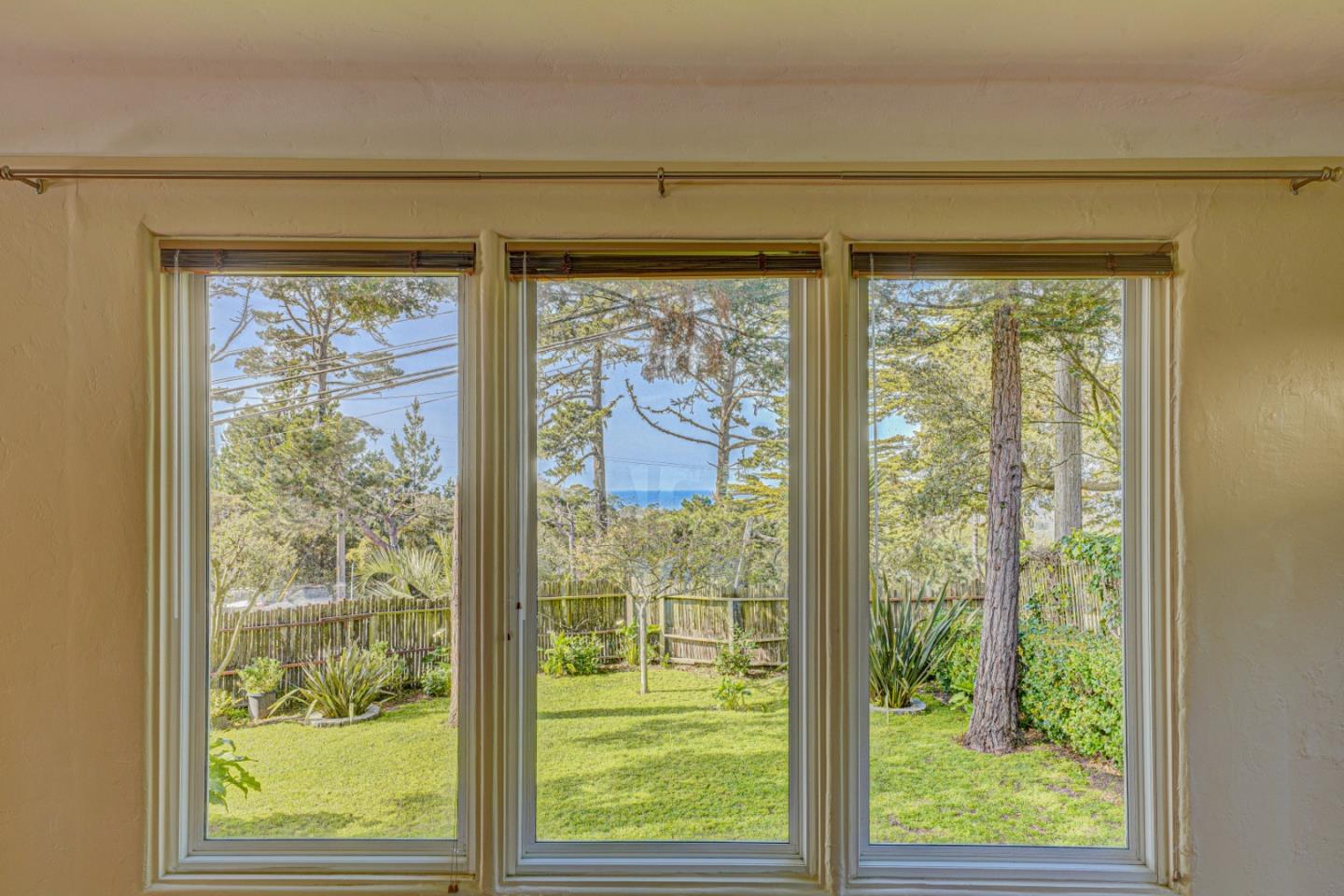 Detail Gallery Image 12 of 57 For 2505 David Ave, Pacific Grove,  CA 93950 - 5 Beds | 3 Baths