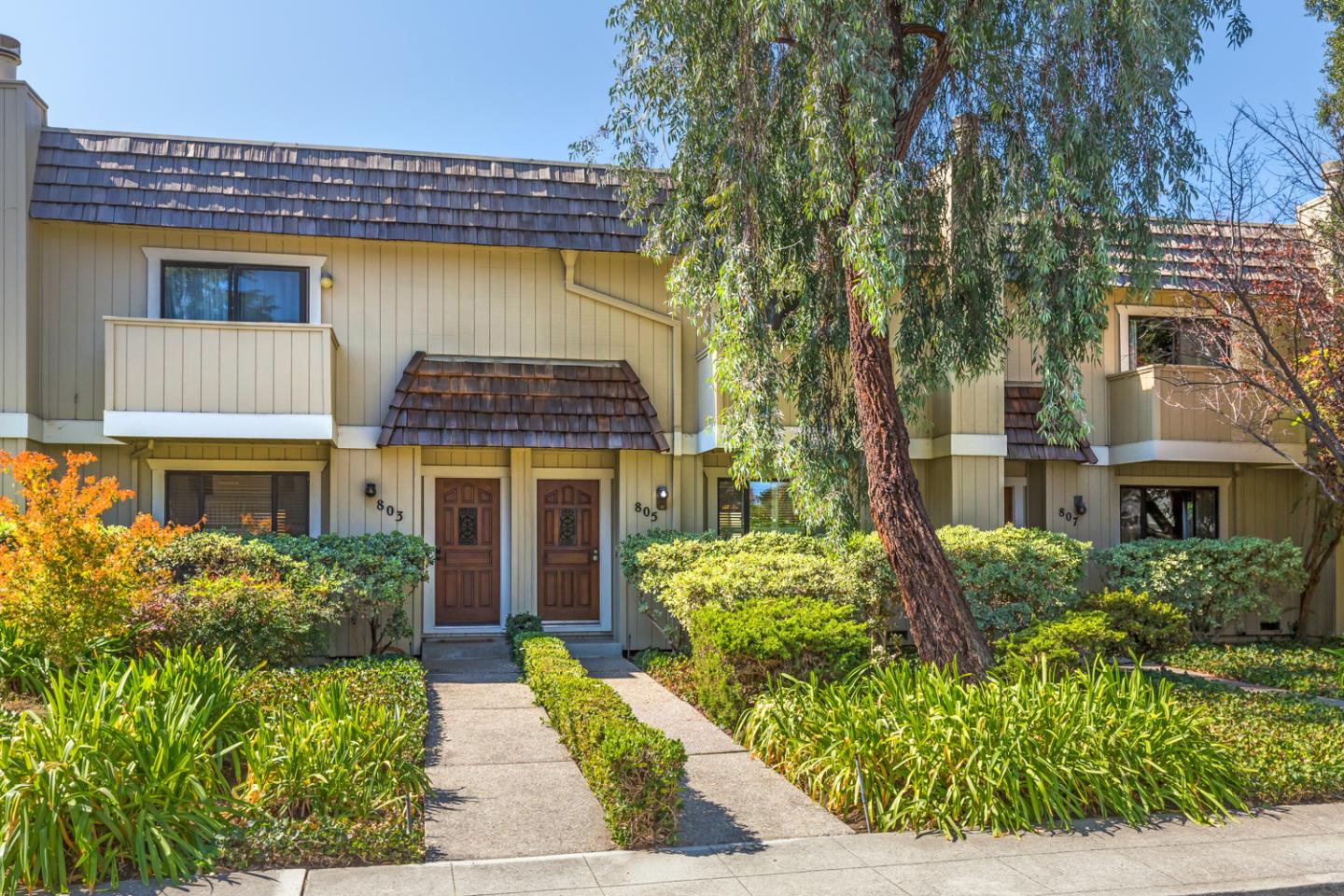 Detail Gallery Image 1 of 1 For 805 Curtis St, Menlo Park,  CA 94025 - 2 Beds | 2/1 Baths