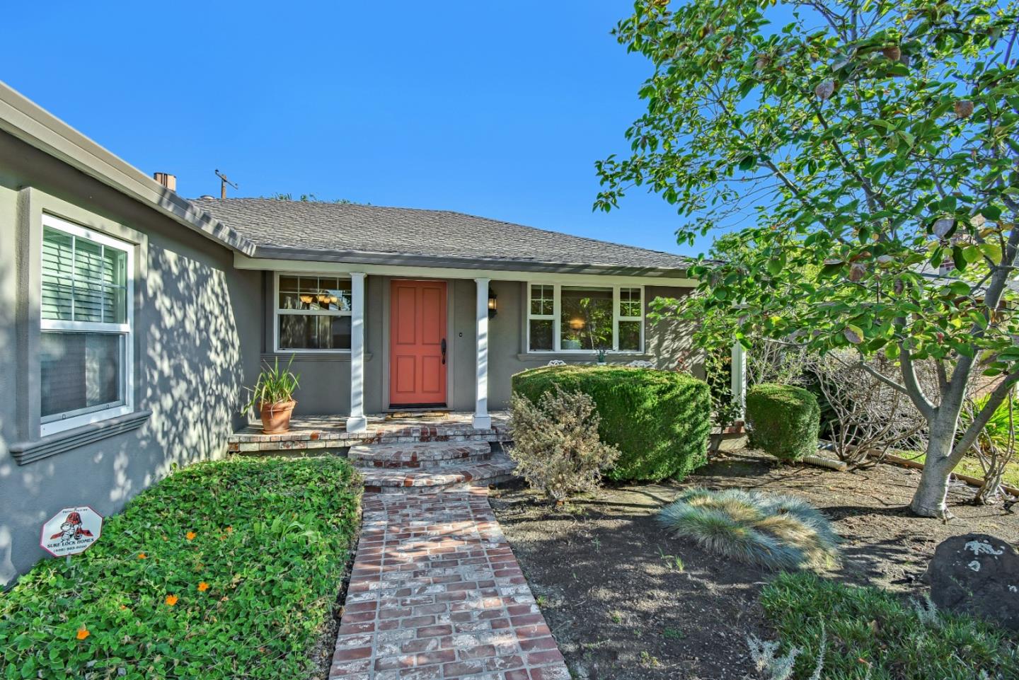 Detail Gallery Image 1 of 1 For 2425 Woodland Ave, San Jose,  CA 95128 - 3 Beds | 2 Baths