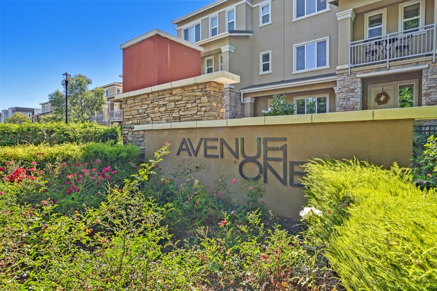 Detail Gallery Image 1 of 1 For 609 Avenue One Dr, San Jose,  CA 95123 - 3 Beds | 3/1 Baths