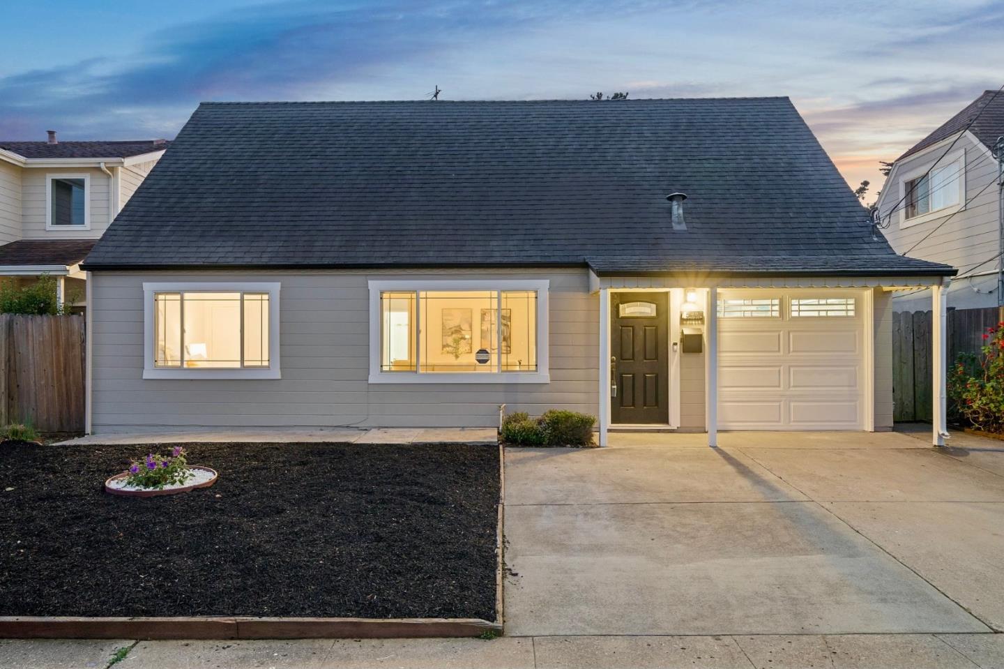 Detail Gallery Image 1 of 1 For 548 Inverness Dr, Pacifica,  CA 94044 - 4 Beds | 2 Baths