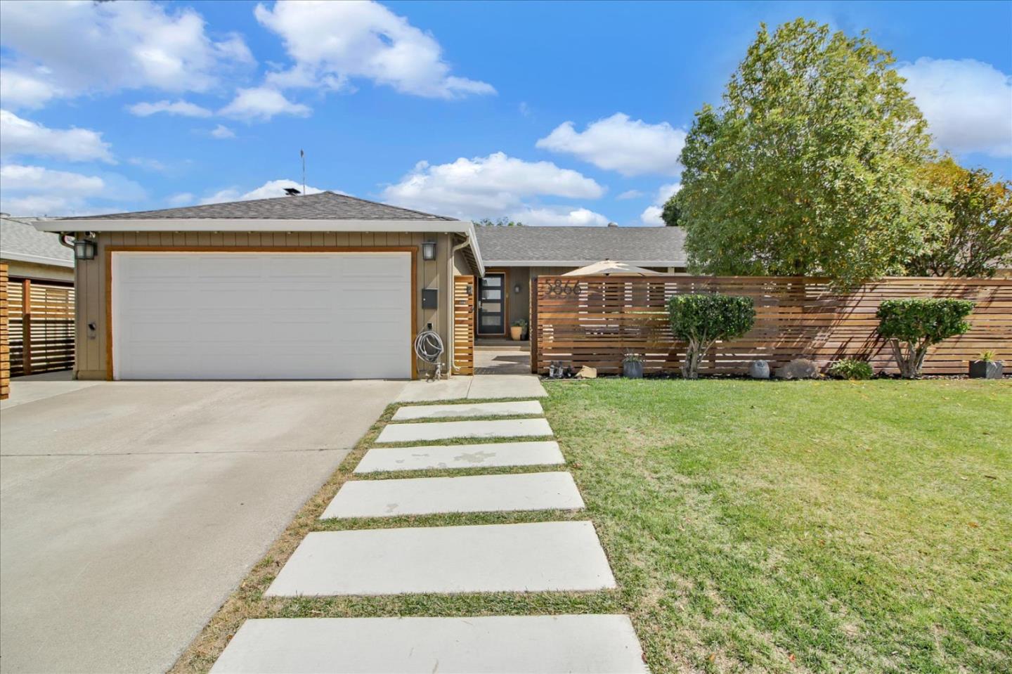 Detail Gallery Image 1 of 1 For 5866 Moraga Ave, San Jose,  CA 95123 - 4 Beds | 2 Baths