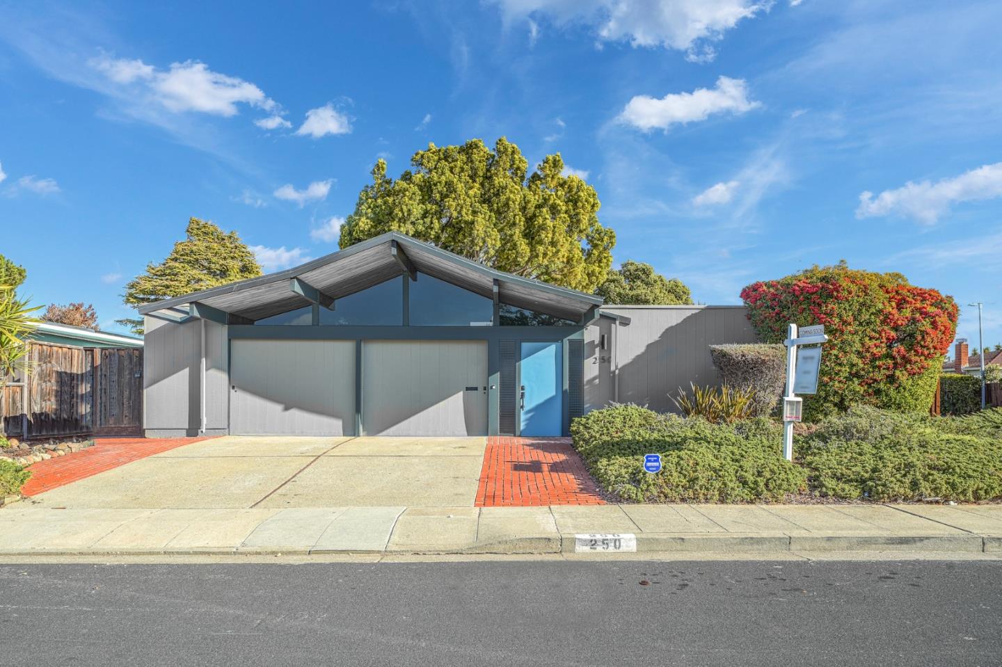 Detail Gallery Image 1 of 1 For 250 Stilt Ct, Foster City,  CA 94404 - 3 Beds | 2 Baths