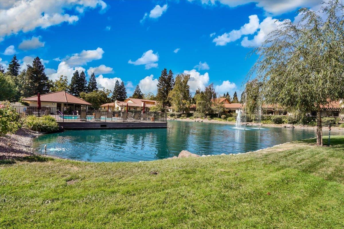 Detail Gallery Image 1 of 1 For 77 Fountain Grove Cir, Napa,  CA 94558 - 2 Beds | 2 Baths