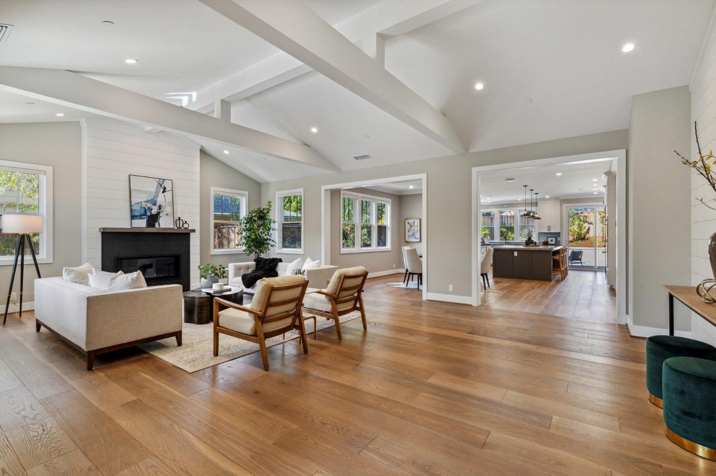 Detail Gallery Image 1 of 1 For 535 Francisco St, El Granada,  CA 94018 - 4 Beds | 3/1 Baths