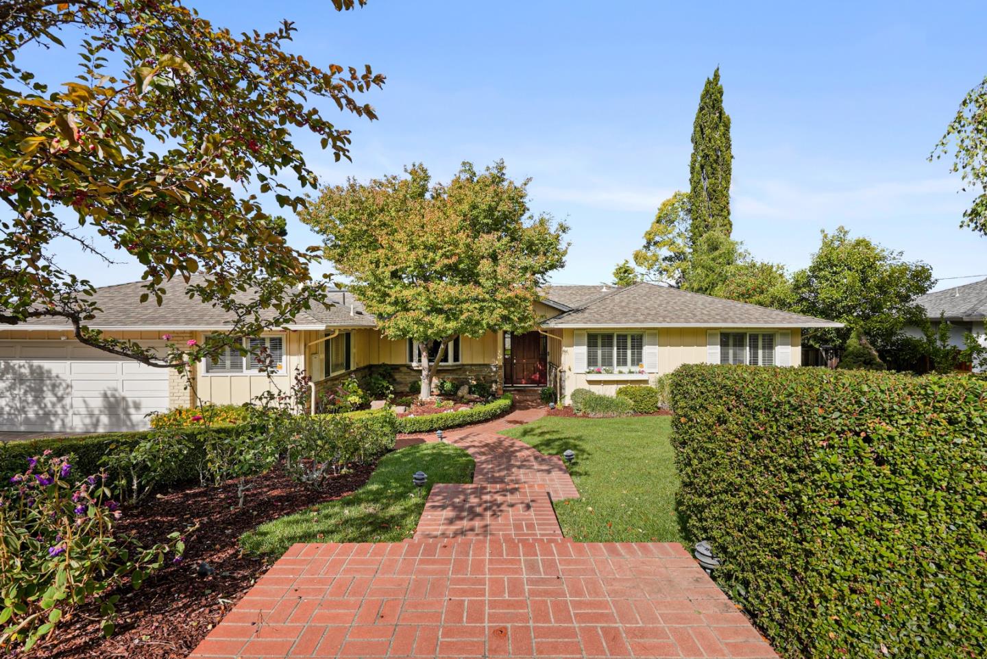 Detail Gallery Image 1 of 1 For 1505 Cedar Pl, Los Altos,  CA 94024 - 5 Beds | 4/1 Baths