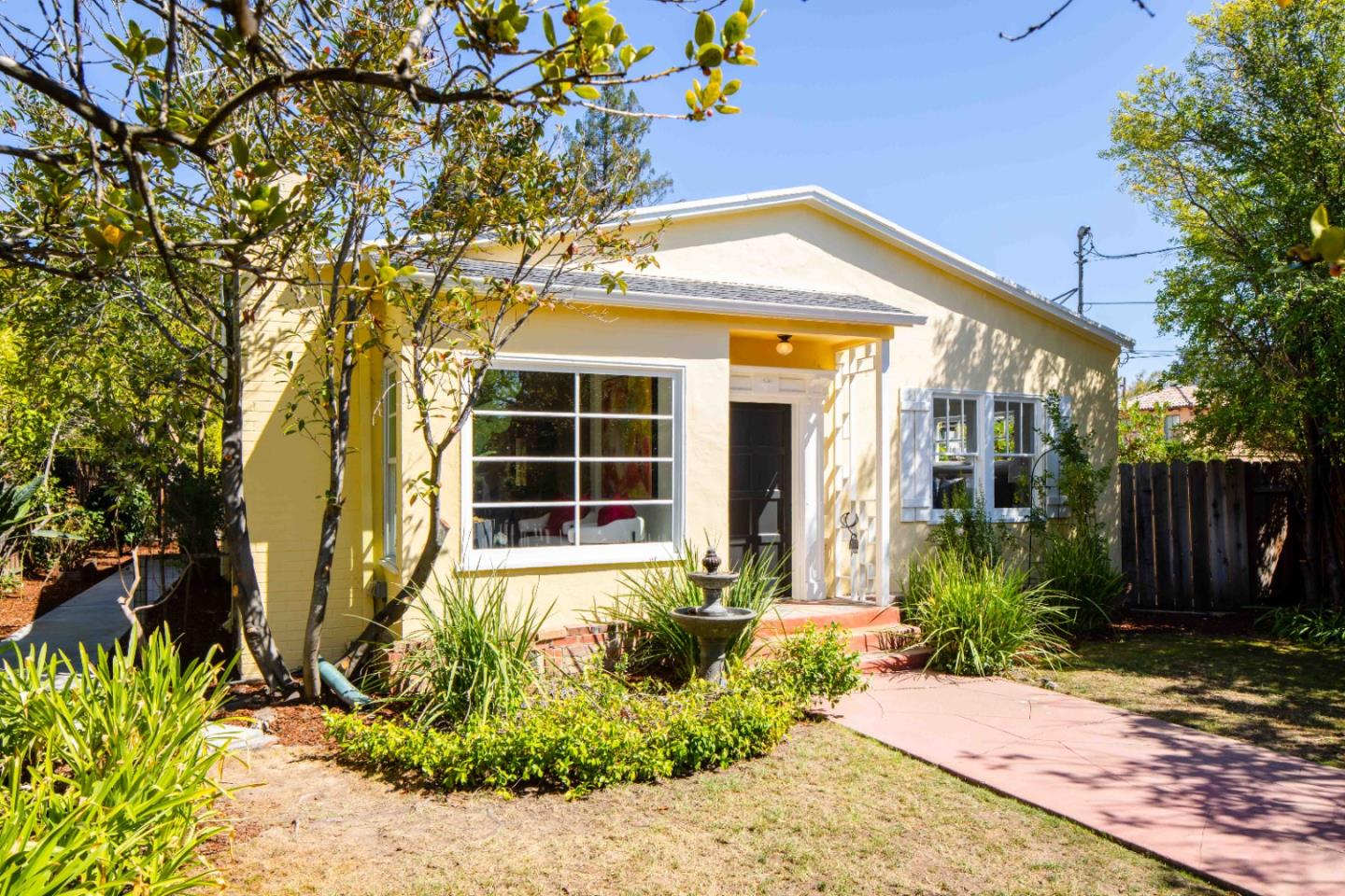 Front Image Thumbnail for ML81909460