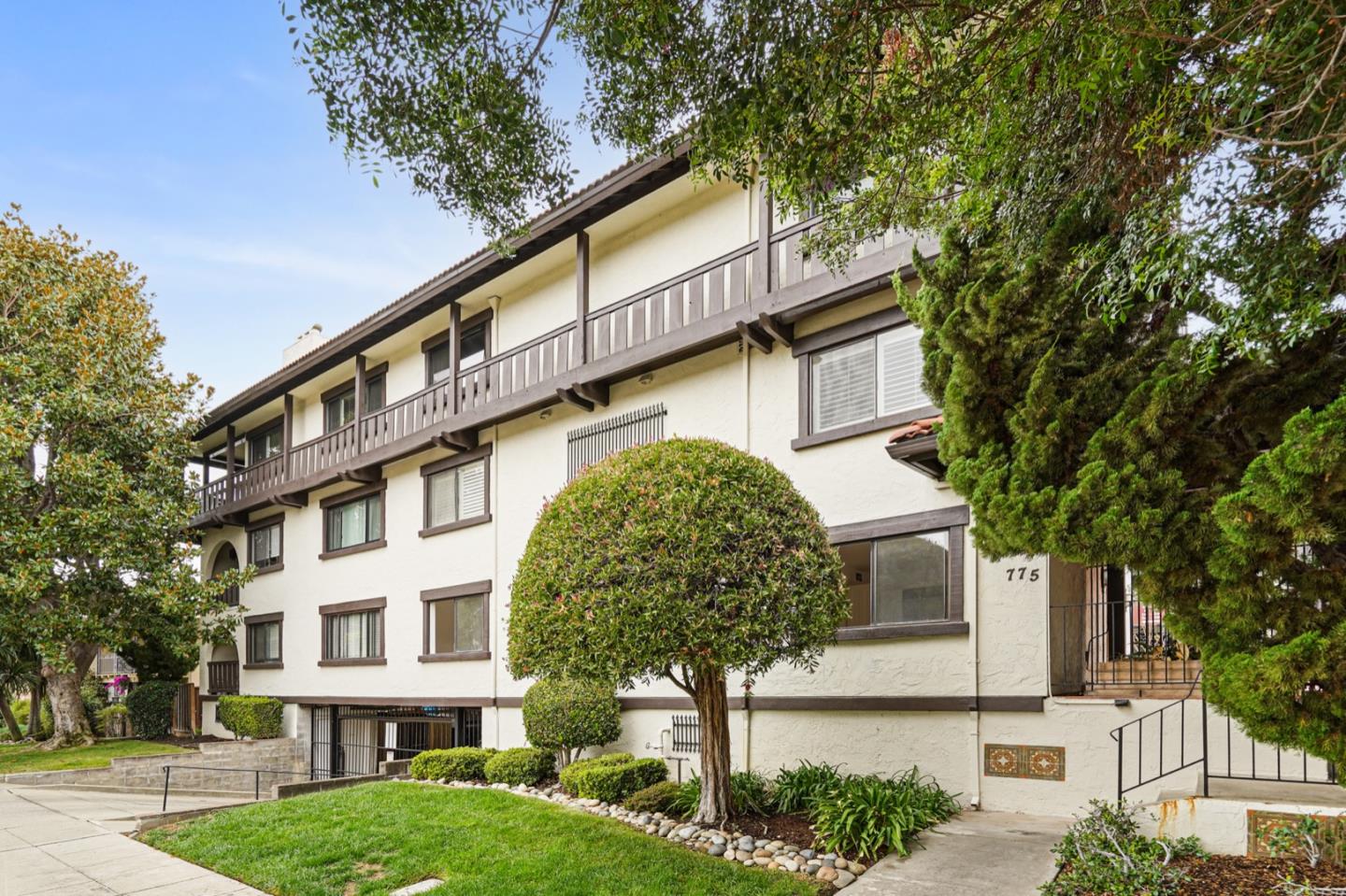 Detail Gallery Image 1 of 1 For 775 Chestnut St #29,  San Carlos,  CA 94070 - 1 Beds | 1 Baths