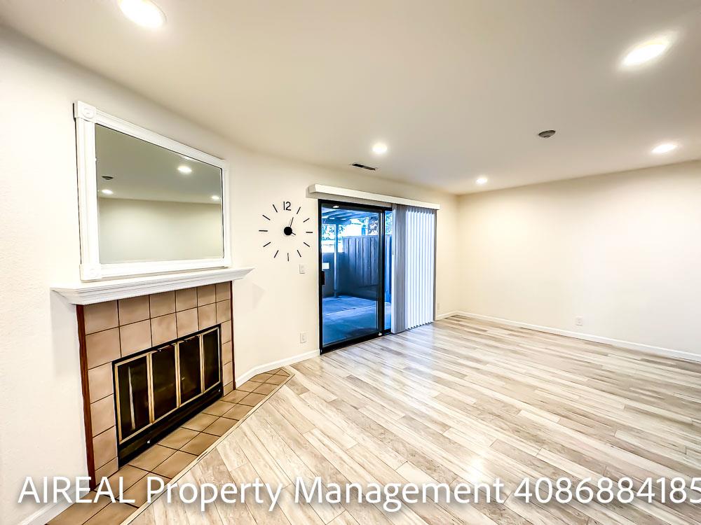 Detail Gallery Image 1 of 1 For 36871 Newark Blvd #B,  Newark,  CA 94560 - 3 Beds | 2/1 Baths