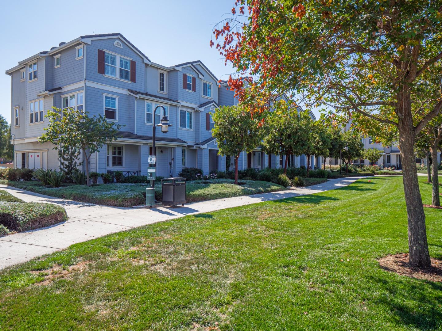 Detail Gallery Image 1 of 1 For 1259 Mesquite Ln, Morgan Hill,  CA 95037 - 3 Beds | 2/1 Baths