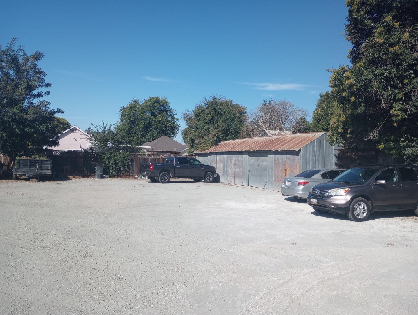 Detail Gallery Image 7 of 10 For 956 San Benito St, Hollister,  CA 95023 - – Beds | – Baths
